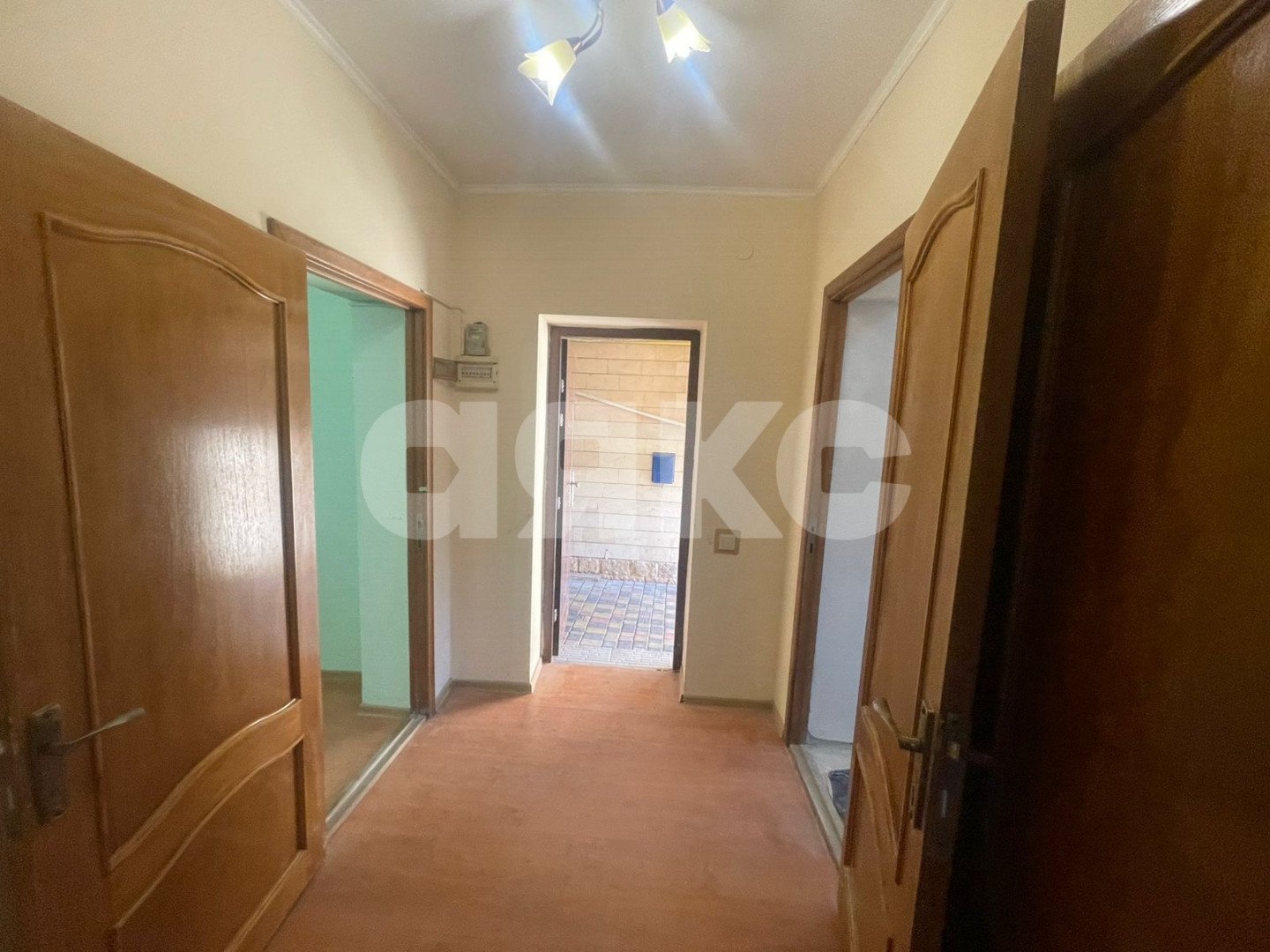 Фото №2: 5+-комнатная квартира 85&nbsp;м², 1/2&nbsp;эт. - Анапа, ул. Красноармейская, 29