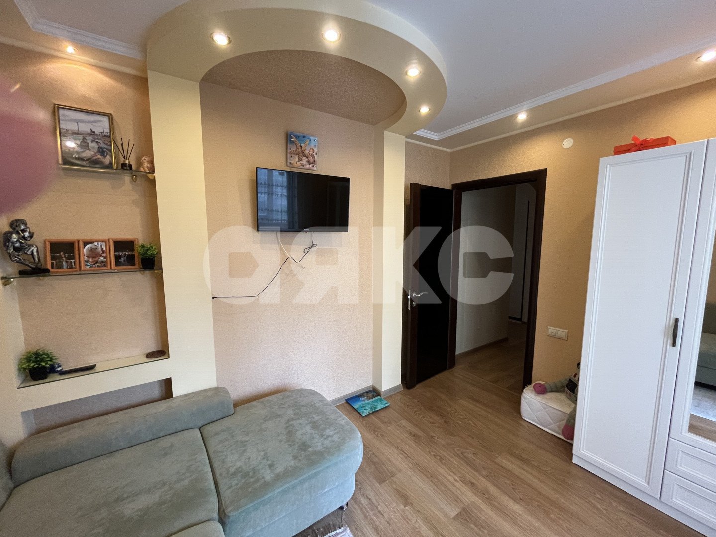 Фото №8: 2-комнатная квартира 50&nbsp;м², 2/9&nbsp;эт. - Геленджик, ул. Ленина