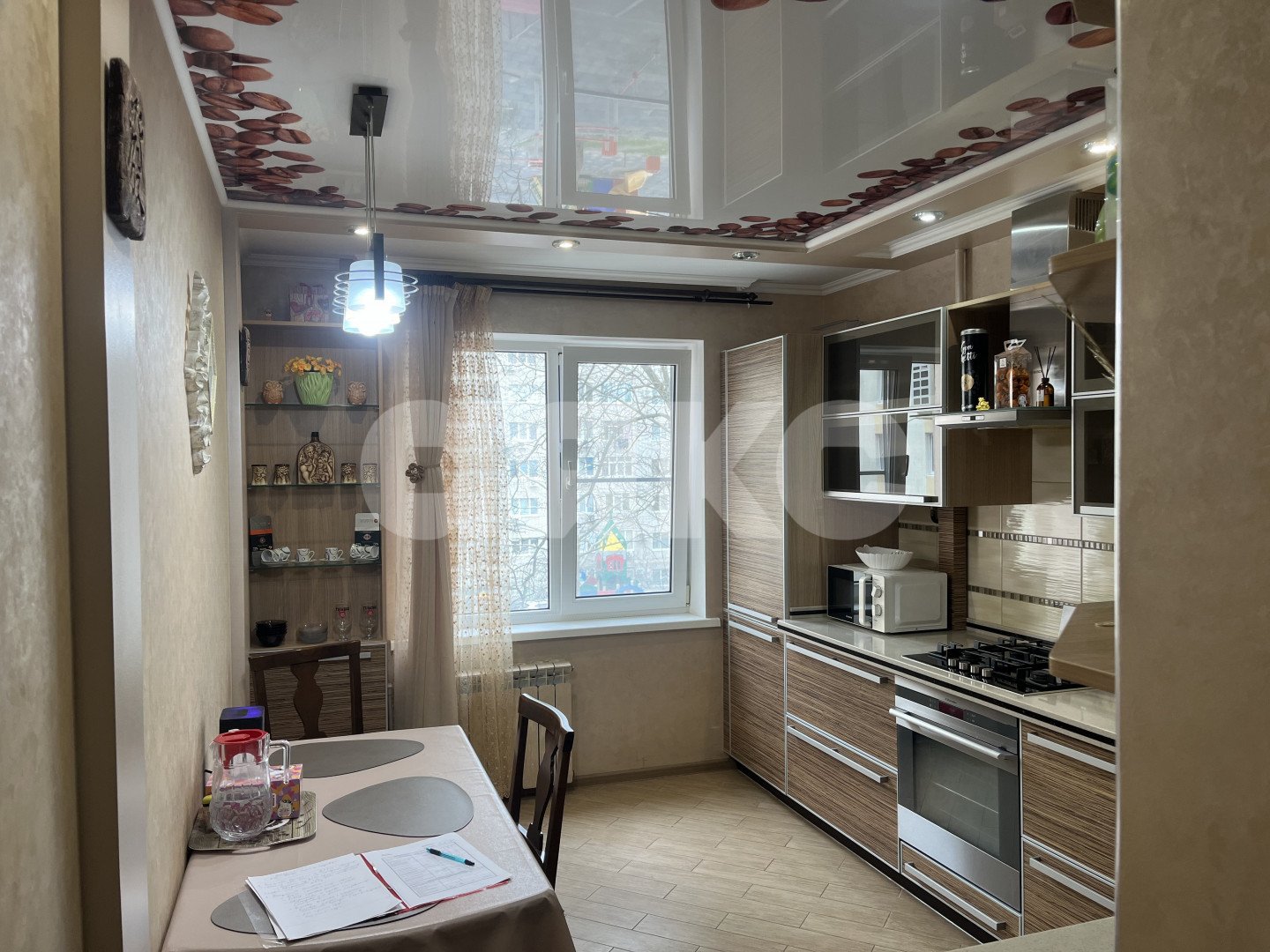 Фото №4: 2-комнатная квартира 50&nbsp;м², 2/9&nbsp;эт. - Геленджик, ул. Ленина