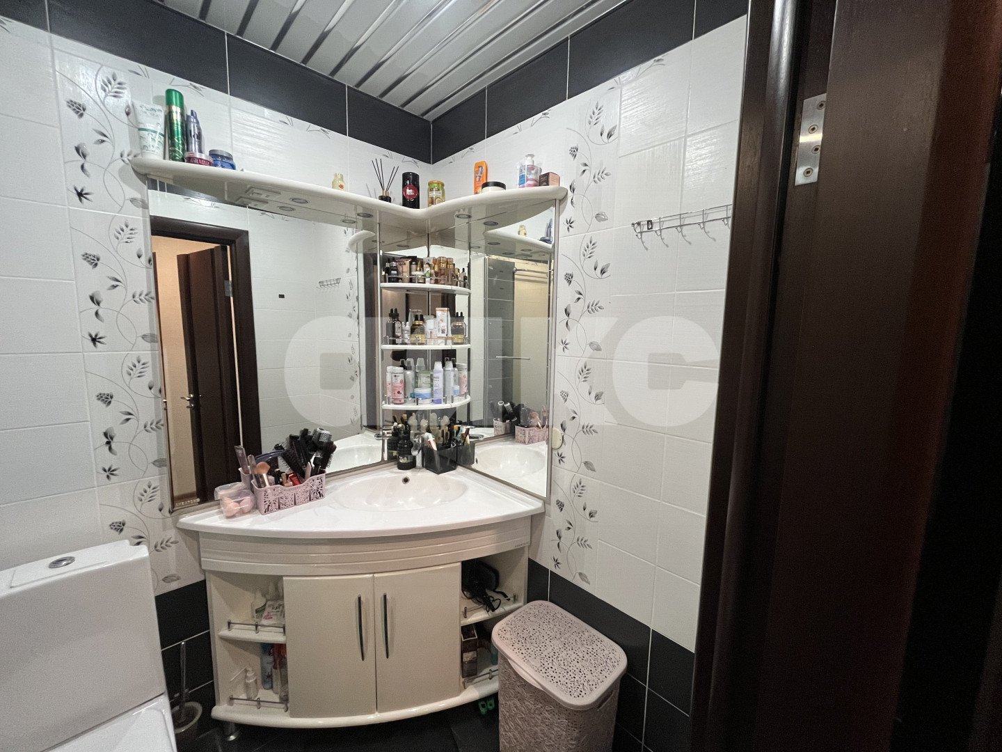 Фото №10: 2-комнатная квартира 50&nbsp;м², 2/9&nbsp;эт. - Геленджик, ул. Ленина