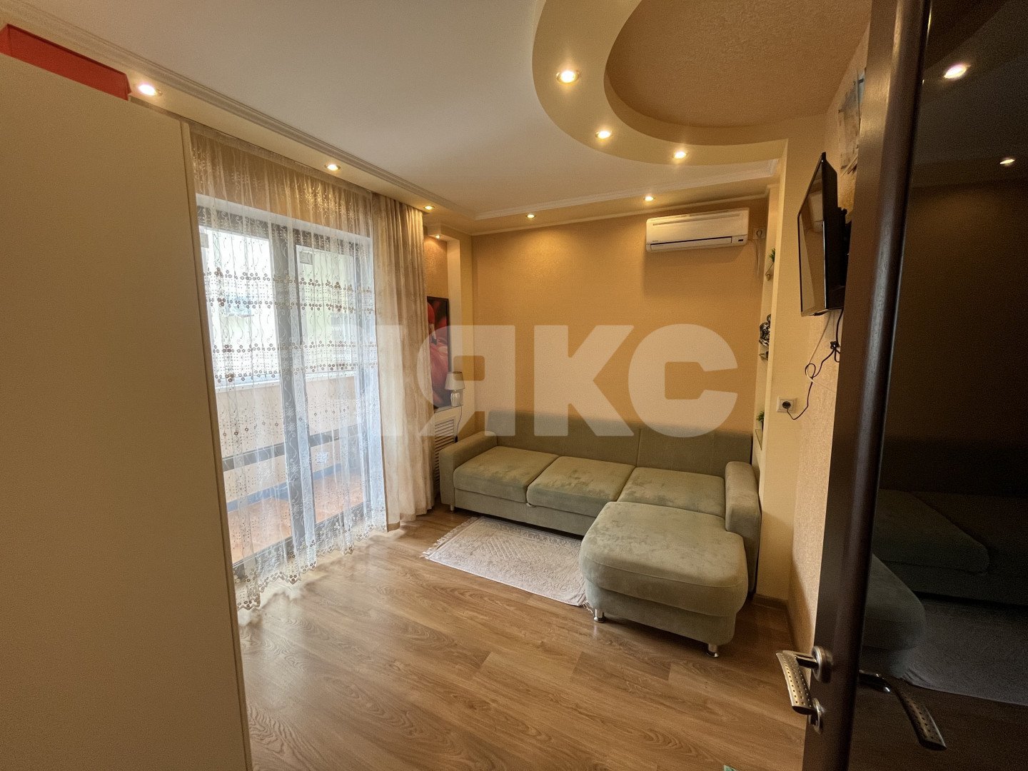 Фото №7: 2-комнатная квартира 50&nbsp;м², 2/9&nbsp;эт. - Геленджик, ул. Ленина