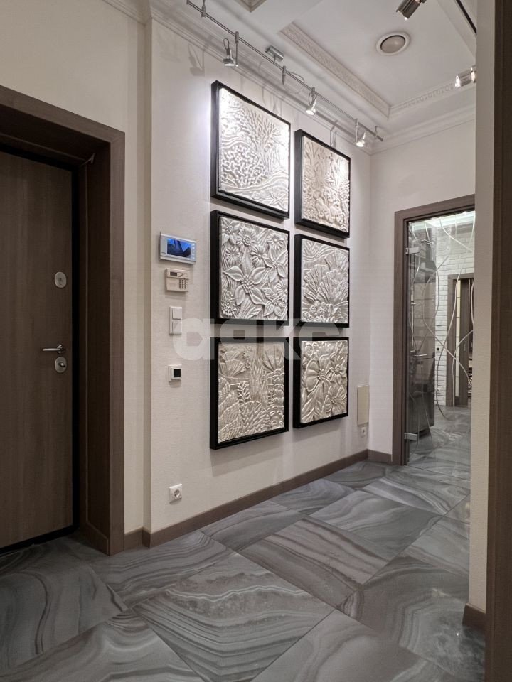 Фото №10: 3-комнатная квартира 106&nbsp;м², 2/6&nbsp;эт. - Москва, ул. Тверская, 6с3