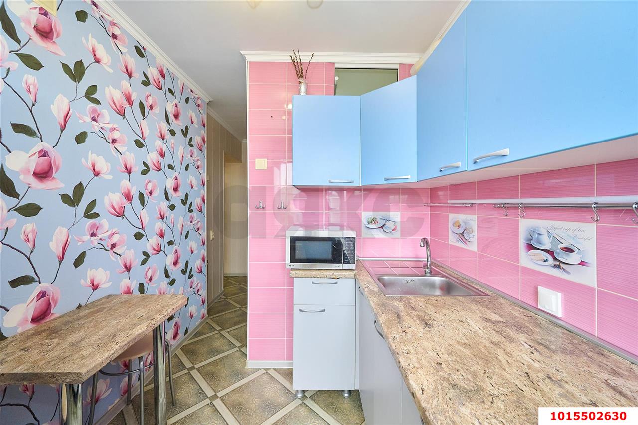 Фото №4: 2-комнатная квартира 46&nbsp;м², 3/9&nbsp;эт. - Краснодар, Карасунский внутригородской округ, мкр. Черёмушки, ул. Селезнёва, 76