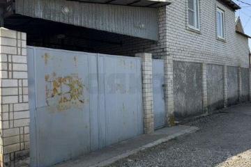 Фото №1: Дом 177 м² + 4 сот., 3 эт. - Калина, мкр. Прикубанский внутригородской округ, ул. Клубничная, 253