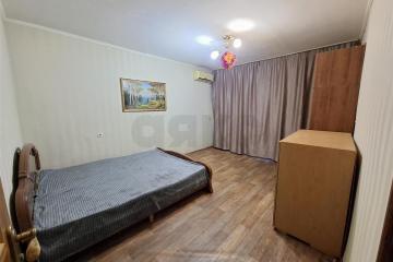 Фото №1: 2-комнатная квартира 45 м², 2/5 эт. - Краснодар, мкр. Западный внутригородской округ, ул. Одесская, 25