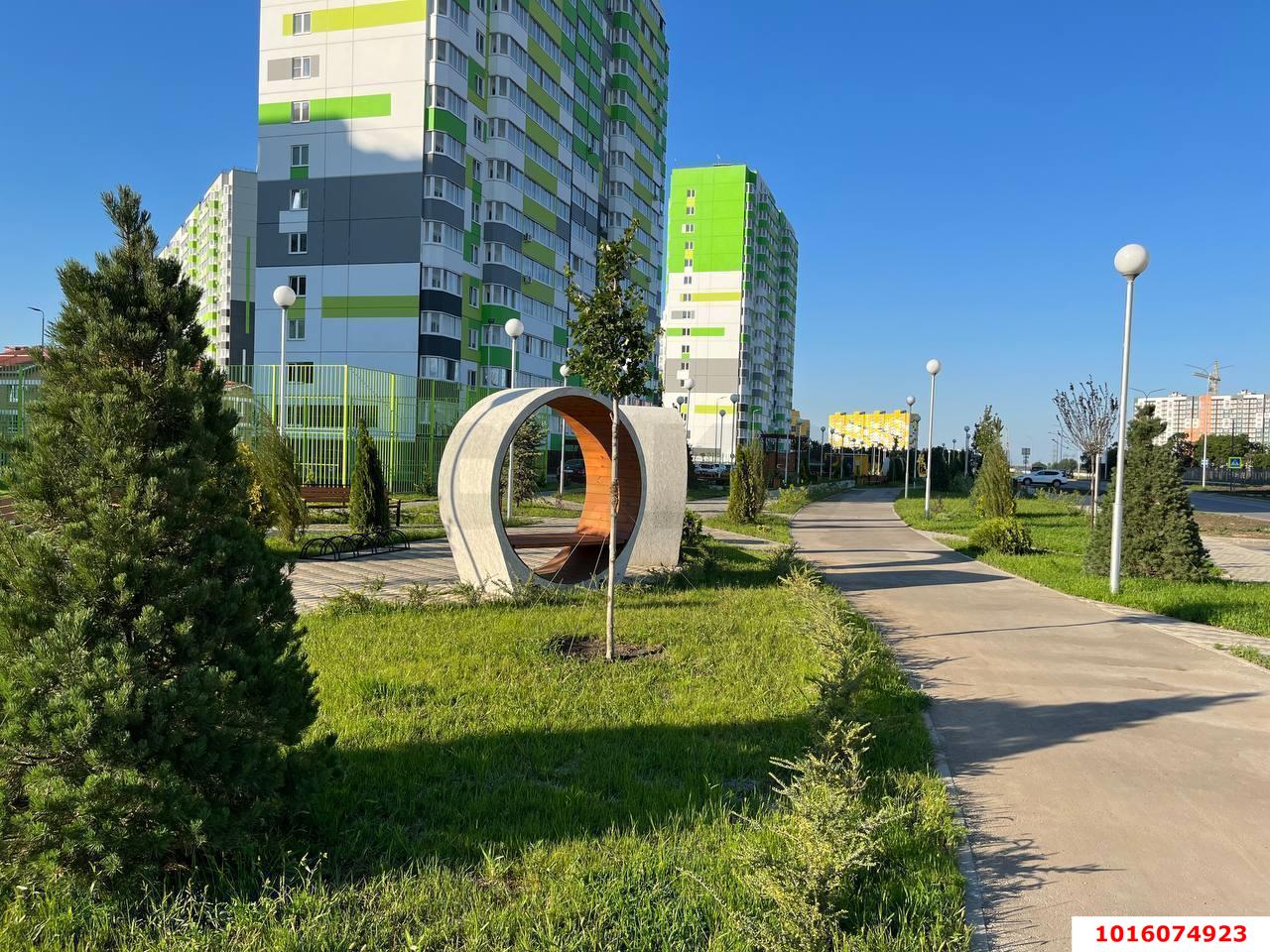 Фото №5: Торговое помещение 18&nbsp;м², 16&nbsp;эт. - Краснодар, Прикубанский внутригородской округ, Восточный, мкр. жилой комплекс Квартал № 6, ул. имени Героя Советского Союза Николая Воробьёва, 17