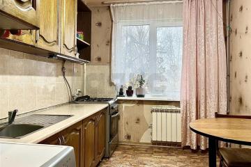 Фото №1: 3-комнатная квартира 75&nbsp;м², 4/9&nbsp;эт. - Краснодар, мкр. Комсомольский, ул. Сормовская, 112