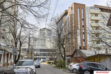 Фото №1: Торговое помещение 72&nbsp;м², 1/2&nbsp;эт. - Краснодар, мкр. Центральный, ул. Мира, 9/1