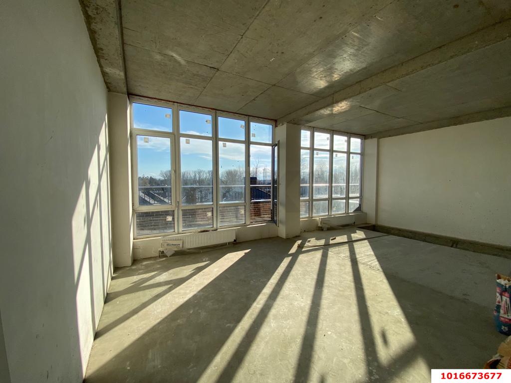 Фото №2: 2-комнатная квартира 195&nbsp;м², 3/4&nbsp;эт. - Краснодар, Западный внутригородской округ, Горогороды, мкр. Центральный, ул. Береговая, 10/3