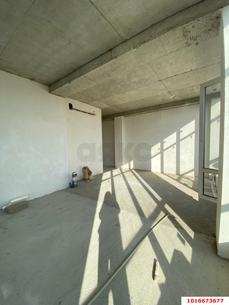 Фото №16: 2-комнатная квартира 195&nbsp;м², 3/4&nbsp;эт. - Краснодар, Западный внутригородской округ, Горогороды, мкр. Центральный, ул. Береговая, 10/3