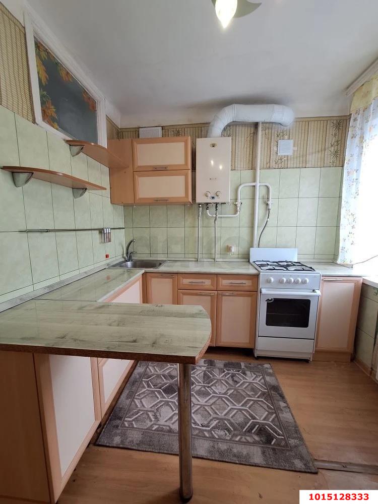 Фото №2: 2-комнатная квартира 49&nbsp;м², 3/5&nbsp;эт. - Краснодар, Центральный внутригородской округ, Покровка, мкр. Центральный, ул. Щорса, 49