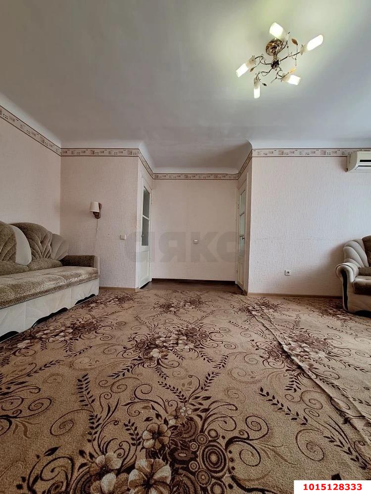 Фото №5: 2-комнатная квартира 49&nbsp;м², 3/5&nbsp;эт. - Краснодар, Центральный внутригородской округ, Покровка, мкр. Центральный, ул. Щорса, 49