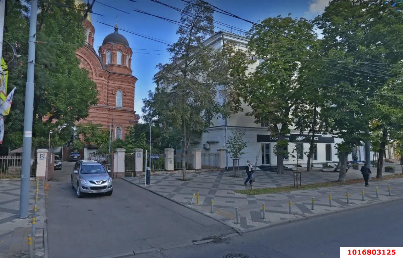 Фото №1: 2-комнатная квартира 54&nbsp;м², 2/4&nbsp;эт. - Краснодар, Центральный внутригородской округ, мкр. Центральный, ул. Мира, 49