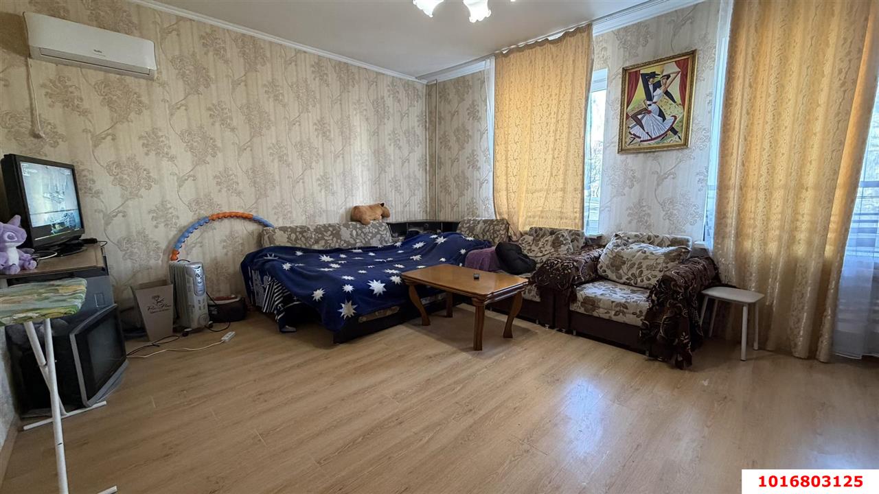Фото №2: 2-комнатная квартира 54&nbsp;м², 2/4&nbsp;эт. - Краснодар, Центральный внутригородской округ, мкр. Центральный, ул. Мира, 49