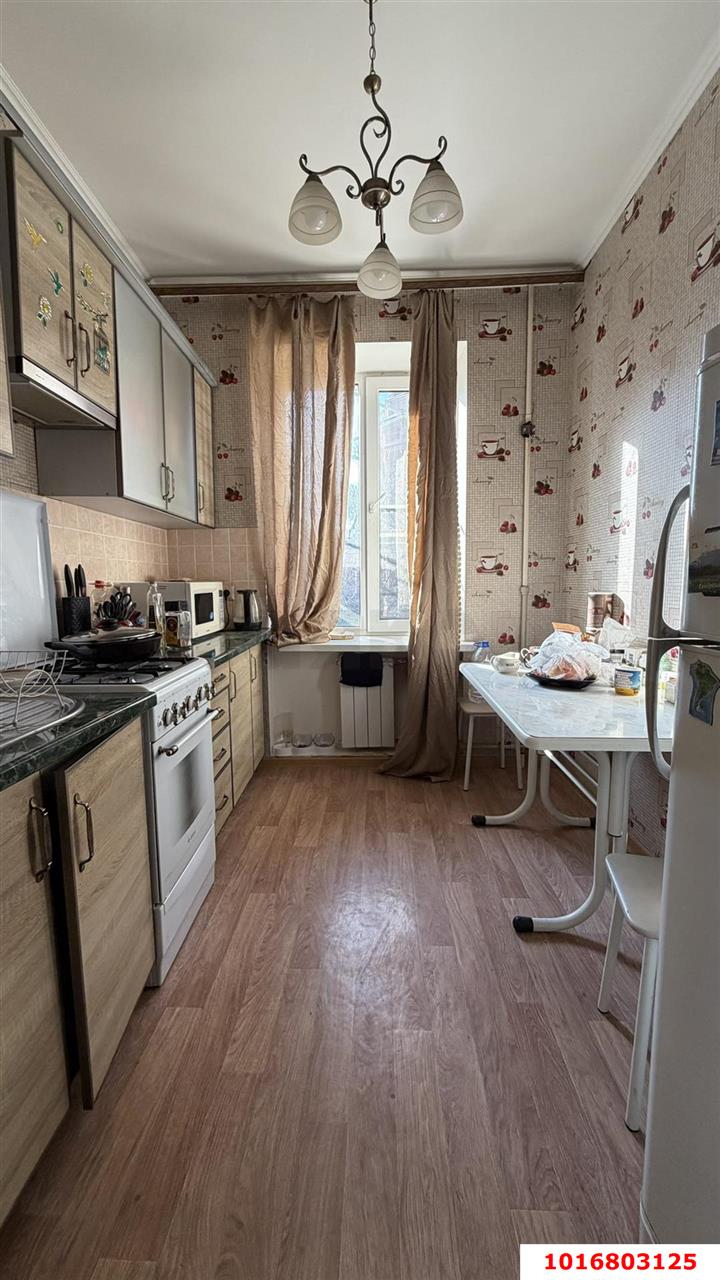 Фото №4: 2-комнатная квартира 54&nbsp;м², 2/4&nbsp;эт. - Краснодар, Центральный внутригородской округ, мкр. Центральный, ул. Мира, 49