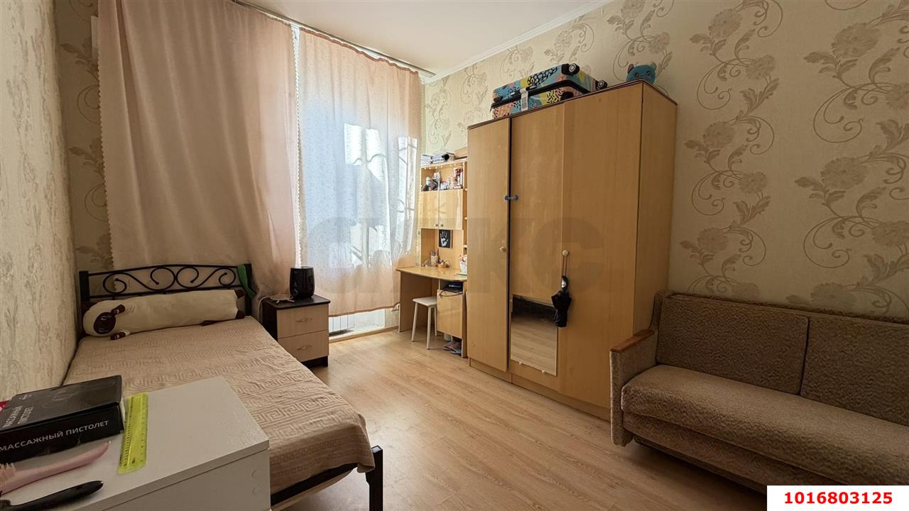 Фото №3: 2-комнатная квартира 54&nbsp;м², 2/4&nbsp;эт. - Краснодар, Центральный внутригородской округ, мкр. Центральный, ул. Мира, 49