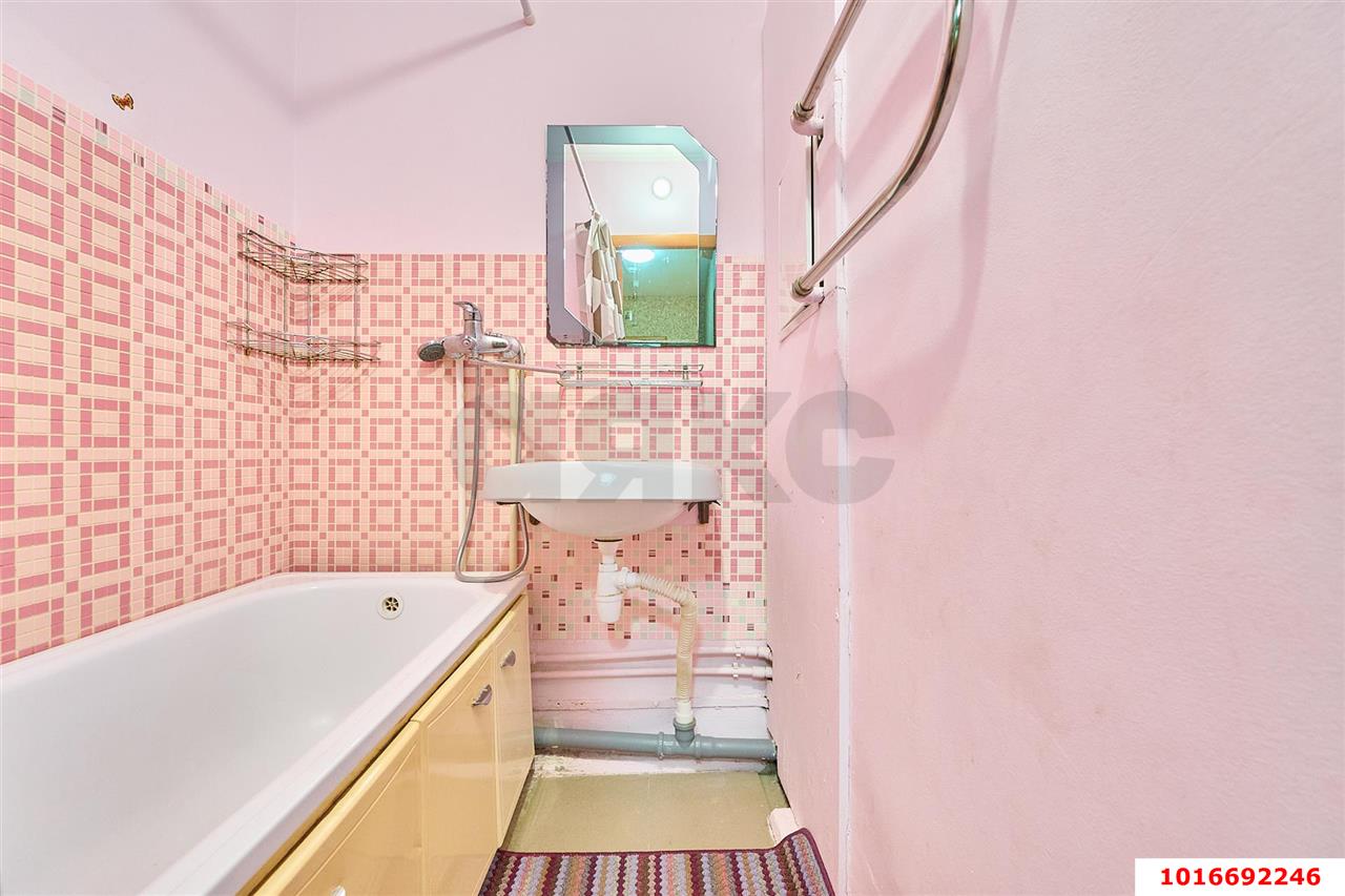 Фото №9: 2-комнатная квартира 60&nbsp;м², 2/16&nbsp;эт. - Краснодар, Карасунский внутригородской округ, ж/м Пашковский, ул. Фадеева, 425/1