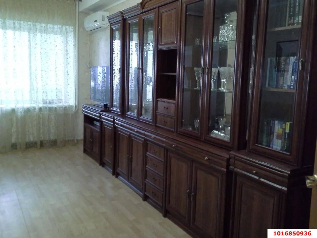 Фото №10: 2-комнатная квартира 74&nbsp;м², 5/10&nbsp;эт. - Новороссийск, Южный, мкр. 14-й, ул. Молодёжная, 4А