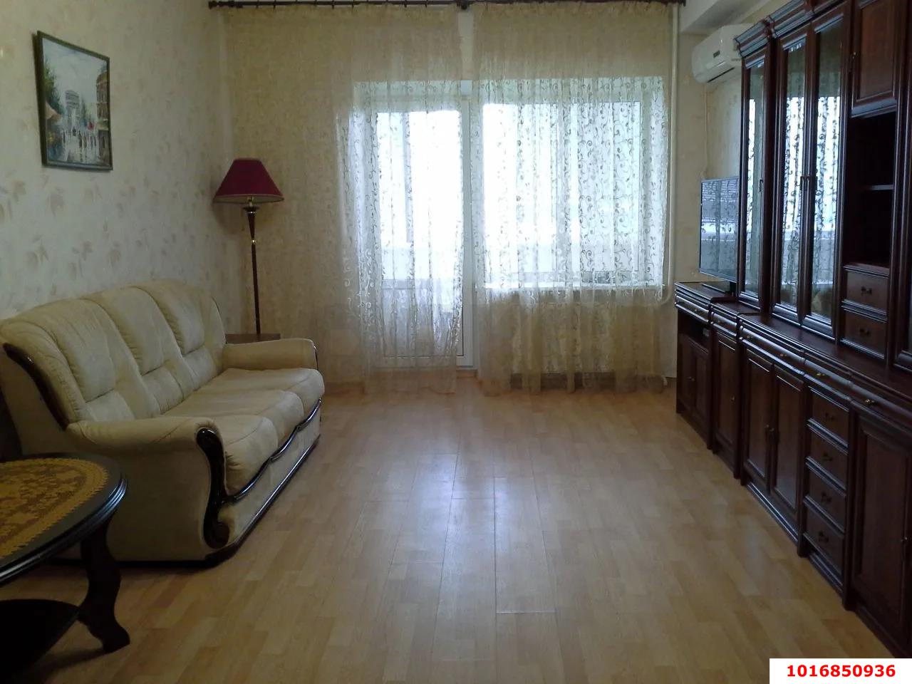 Фото №12: 2-комнатная квартира 74&nbsp;м², 5/10&nbsp;эт. - Новороссийск, Южный, мкр. 14-й, ул. Молодёжная, 4А