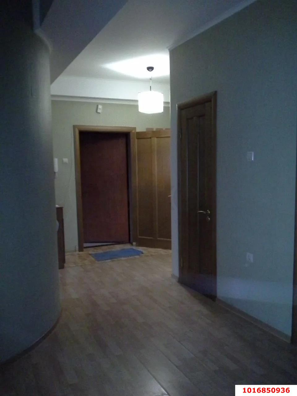 Фото №14: 2-комнатная квартира 74&nbsp;м², 5/10&nbsp;эт. - Новороссийск, Южный, мкр. 14-й, ул. Молодёжная, 4А