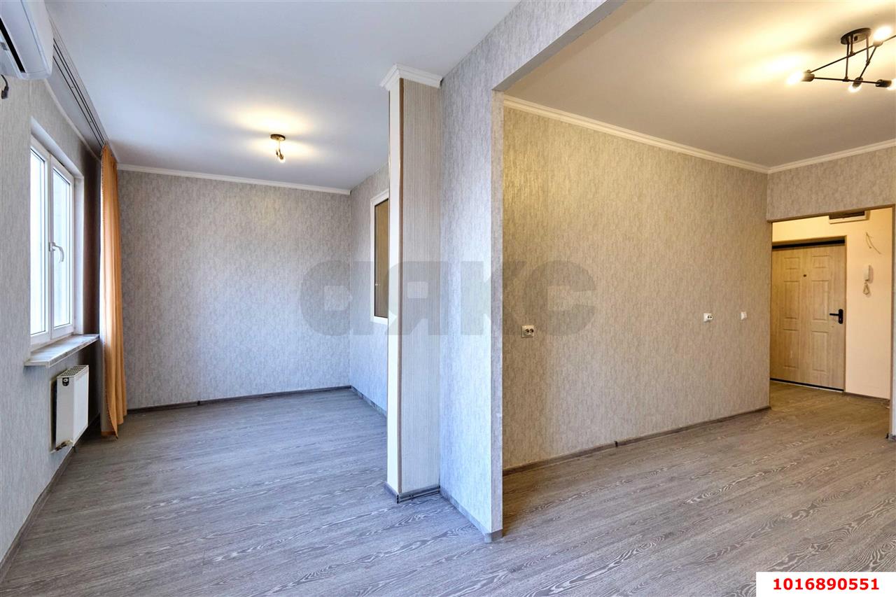 Фото №3: 1-комнатная квартира 42&nbsp;м², 7/10&nbsp;эт. - Краснодар, Прикубанский внутригородской округ, Россинского, мкр. жилой комплекс Инсити-Парк, ул. Командорская, 1к1