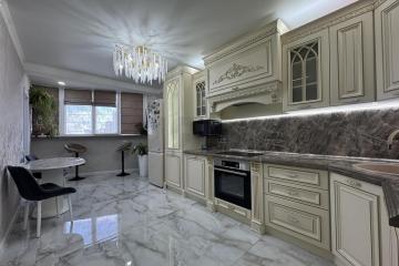 Фото №1: 3-комнатная квартира 79&nbsp;м², 10/17&nbsp;эт. - Краснодар, мкр. жилой комплекс Россинский Парк, ул. Командорская, 15