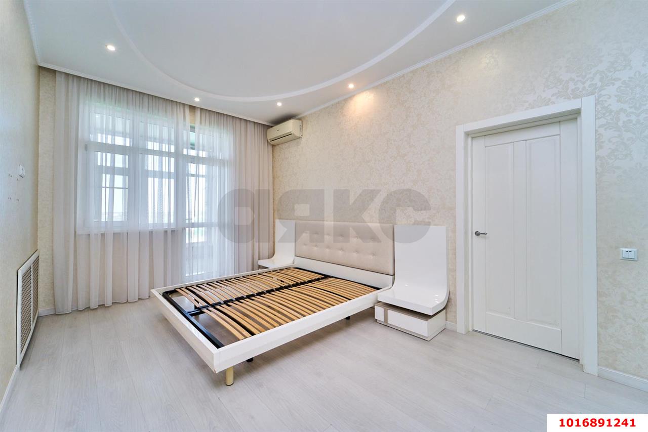 Фото №6: 2-комнатная квартира 96&nbsp;м², 7/24&nbsp;эт. - Краснодар, Западный внутригородской округ, ЖК Новый Город, мкр. Юбилейный, б-р Клары Лучко, 16