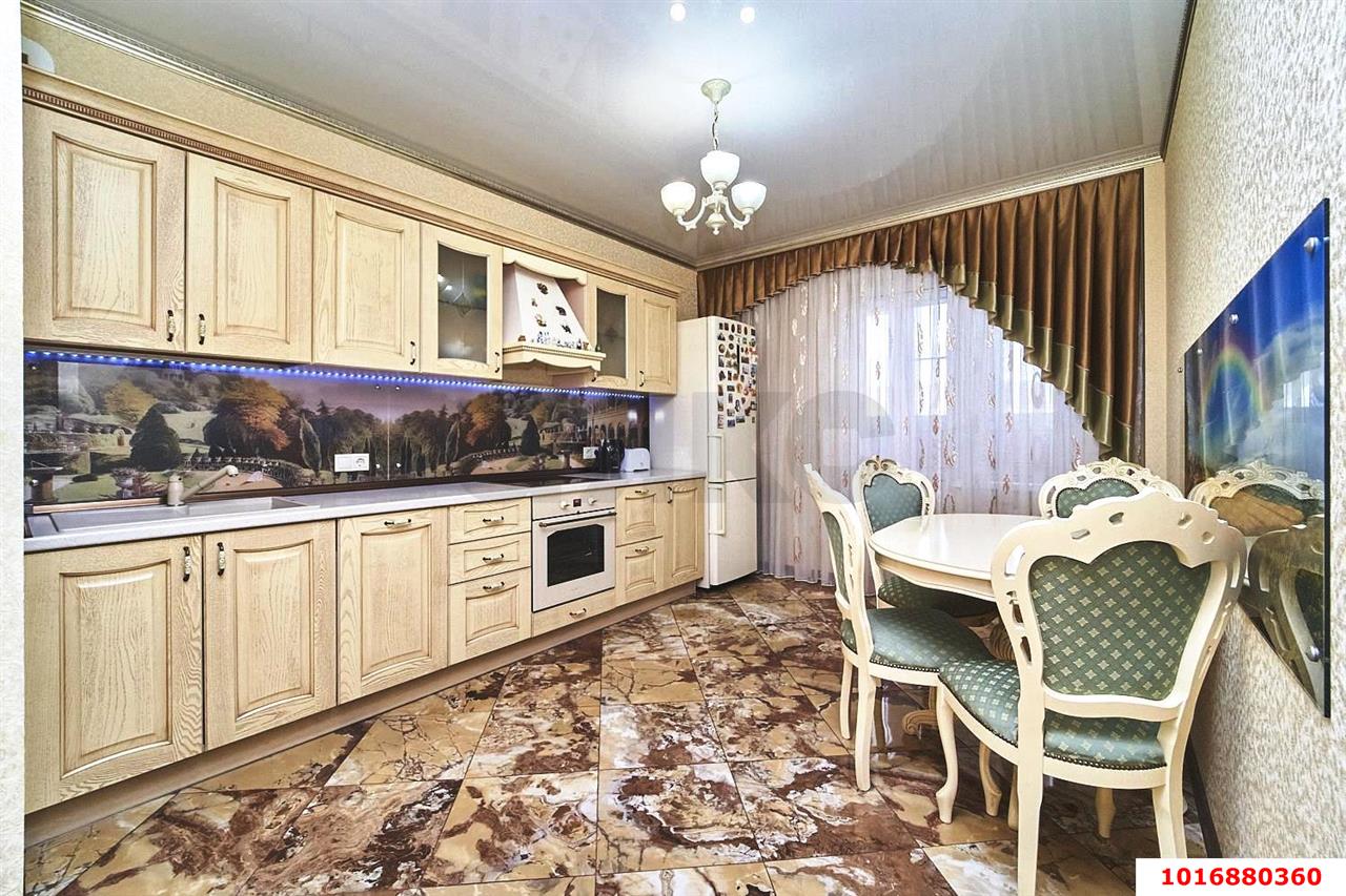 Фото №7: 3-комнатная квартира 91&nbsp;м², 3/24&nbsp;эт. - Краснодар, Центральный внутригородской округ, мкр. Черёмушки, ул. Кубанская, 52
