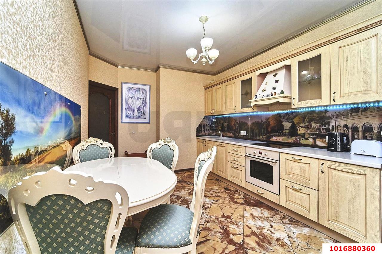 Фото №8: 3-комнатная квартира 91&nbsp;м², 3/24&nbsp;эт. - Краснодар, Центральный внутригородской округ, мкр. Черёмушки, ул. Кубанская, 52