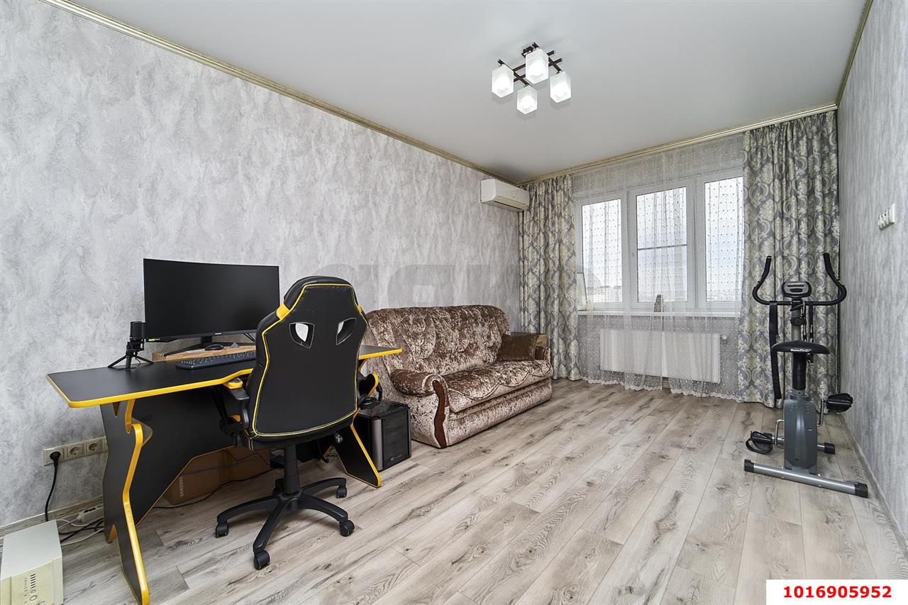 Фото №8: 3-комнатная квартира 91&nbsp;м², 15/24&nbsp;эт. - Краснодар, Центральный внутригородской округ, мкр. Черёмушки, ул. Кубанская, 54