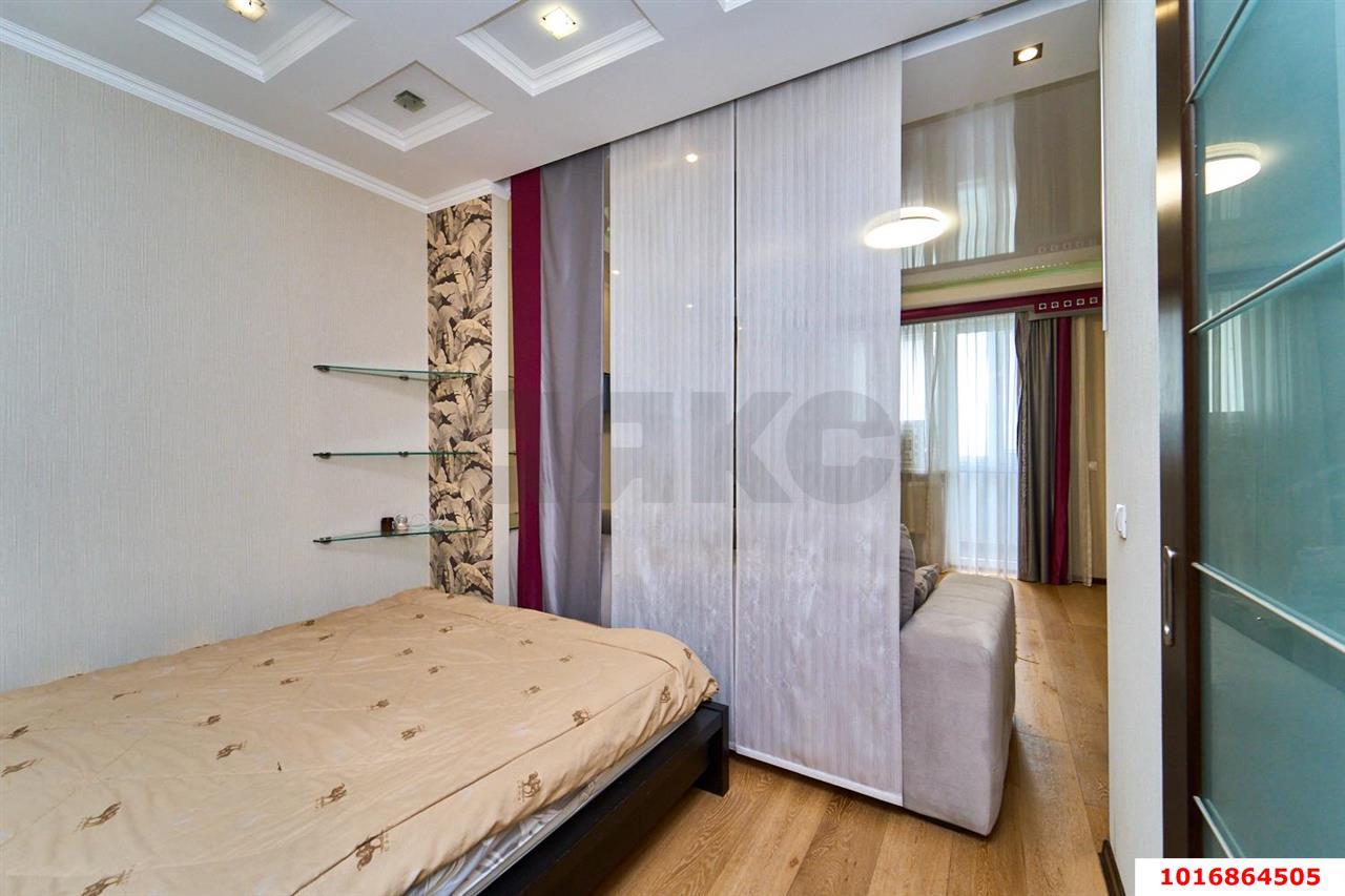 Фото №5: 1-комнатная квартира 60&nbsp;м², 17/22&nbsp;эт. - Краснодар, Карасунский внутригородской округ, мкр. Черёмушки, ул. Селезнёва, 88/1