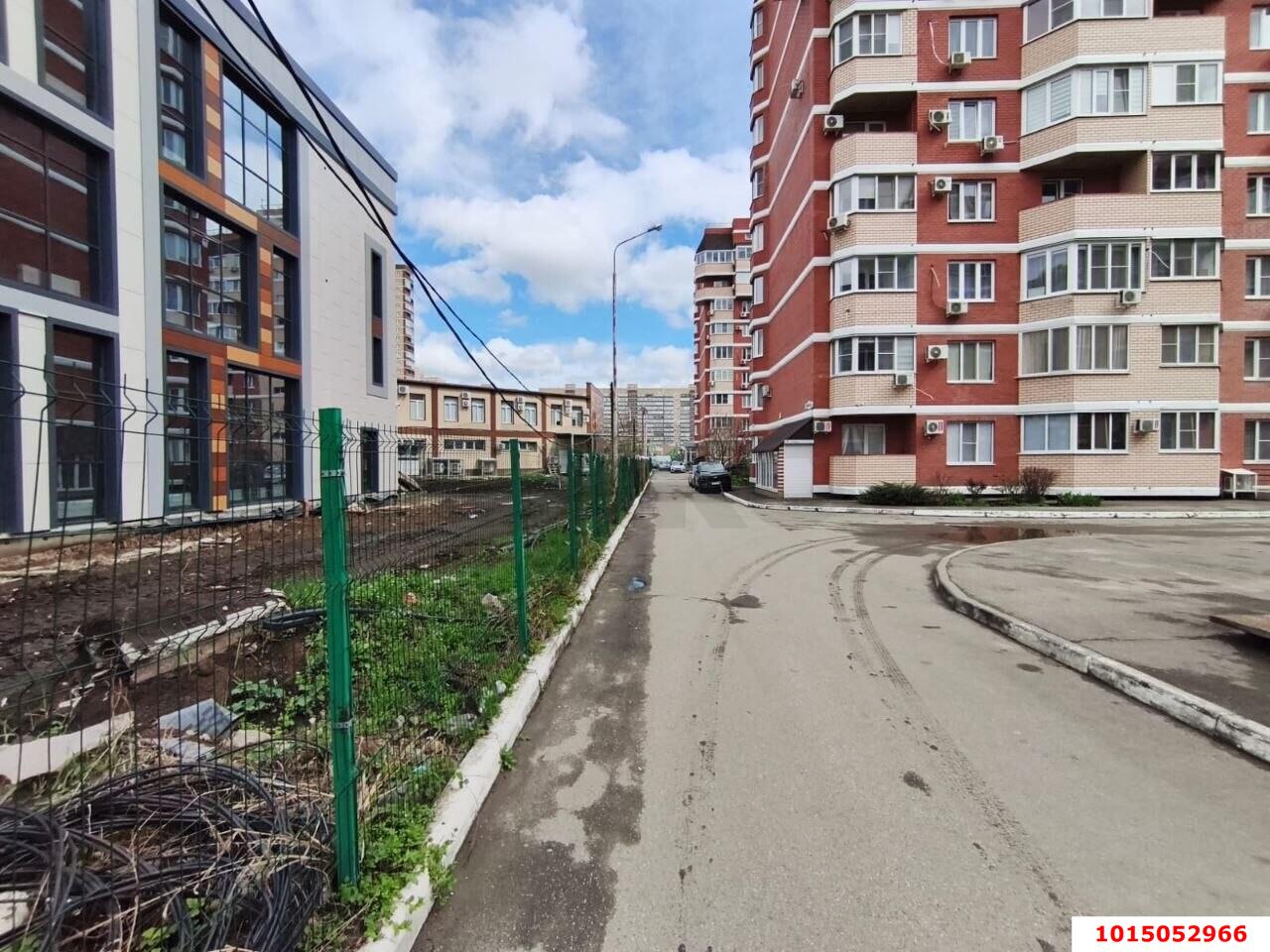Фото №2: Торговое помещение 81&nbsp;м², -1/9&nbsp;эт. - Краснодар, Прикубанский внутригородской округ, имени Петра Метальникова, мкр. ЖК Любимый Дом, ул. Московская, 133к2