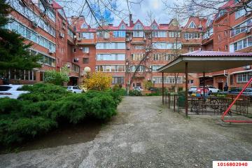 Фото №1: 3-комнатная квартира 102 м², 5/7 эт. - Краснодар, мкр. Фестивальный, ул. Яна Полуяна, 17