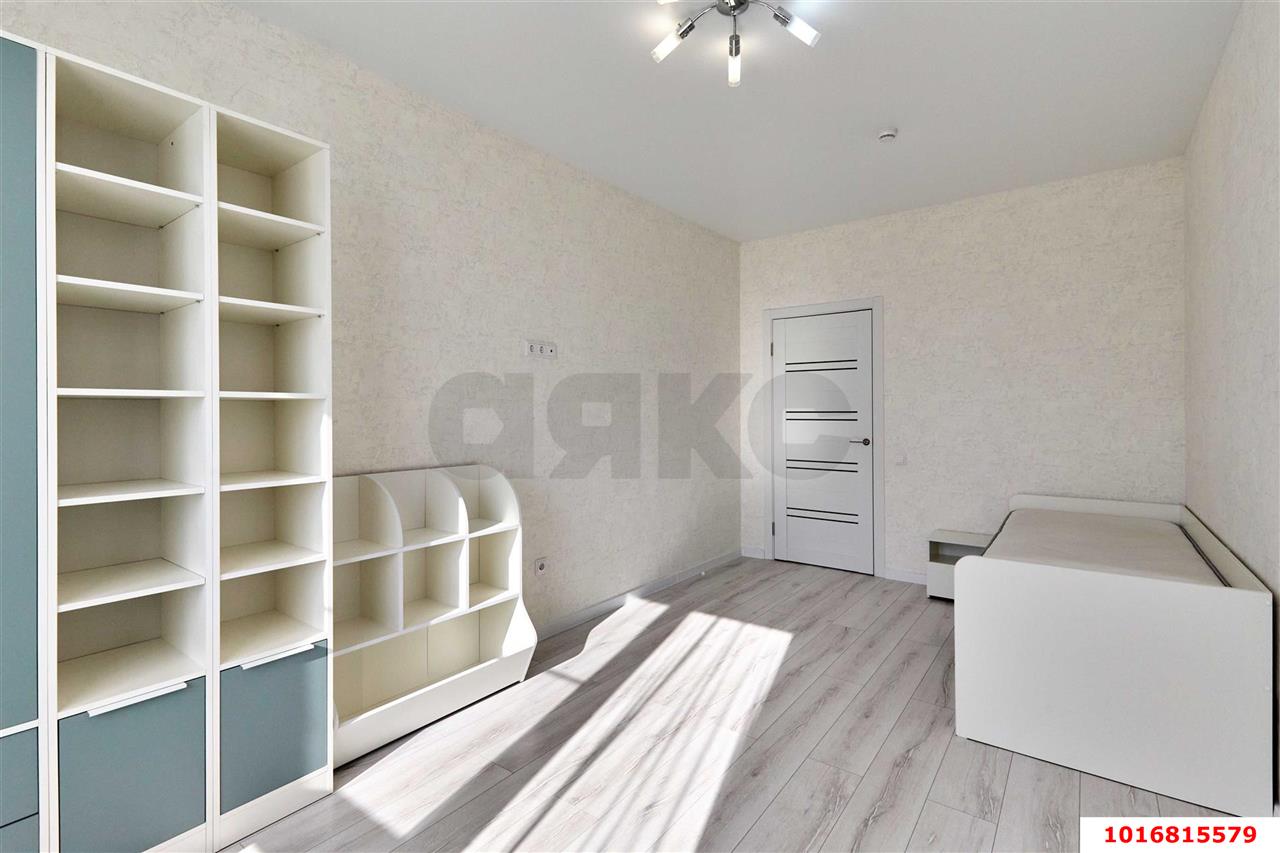 Фото №10: 2-комнатная квартира 65&nbsp;м², 7/24&nbsp;эт. - Краснодар, Прикубанский внутригородской округ, мкр. Любимово, 5