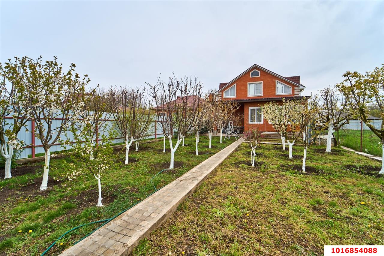 Фото №1: Дом 167&nbsp;м² + 6&nbsp;сот., 2&nbsp;эт. - Знаменский, мкр. Карасунский внутригородской округ, пер. Деловой, 5