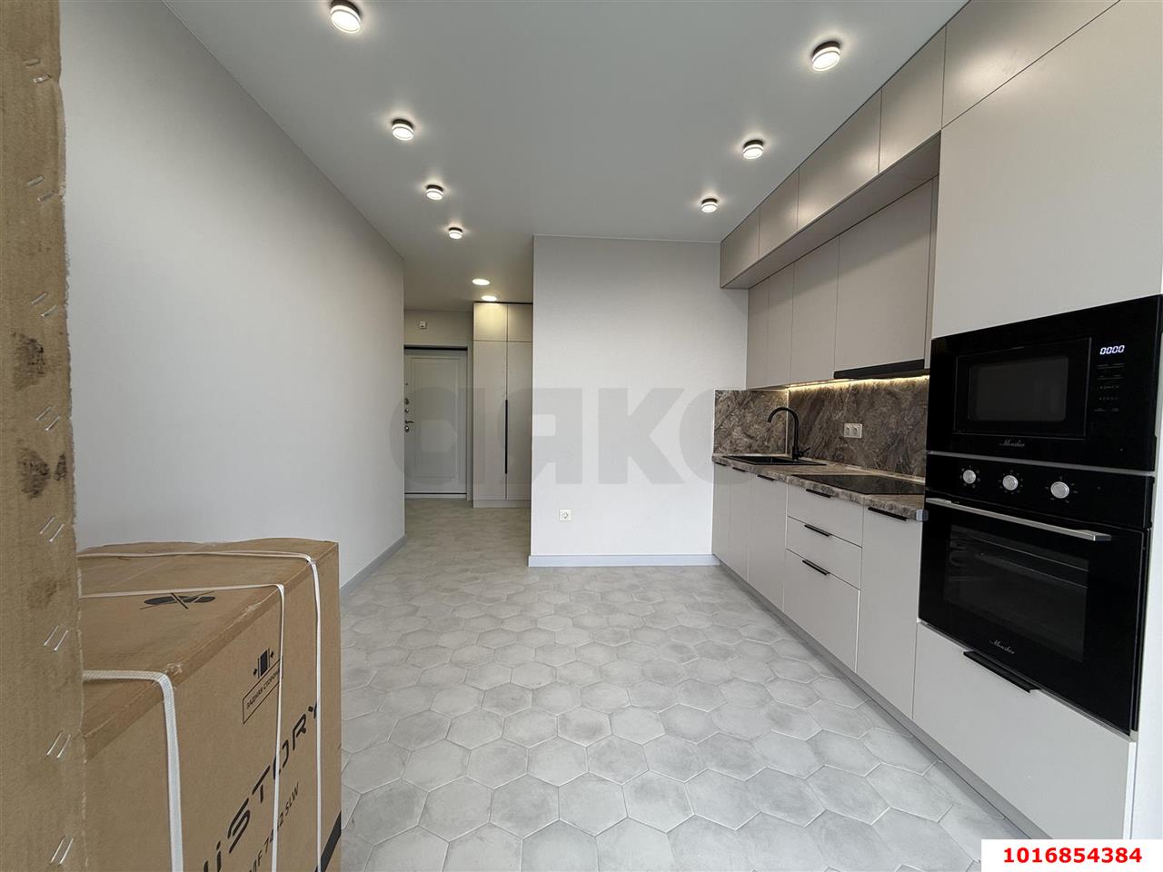 Фото №4: 1-комнатная квартира 40&nbsp;м², 3/24&nbsp;эт. - Краснодар, Прикубанский внутригородской округ, Микрохирургии глаза, мкр. жилой комплекс Сограт, ул. Красных Партизан, 4/15