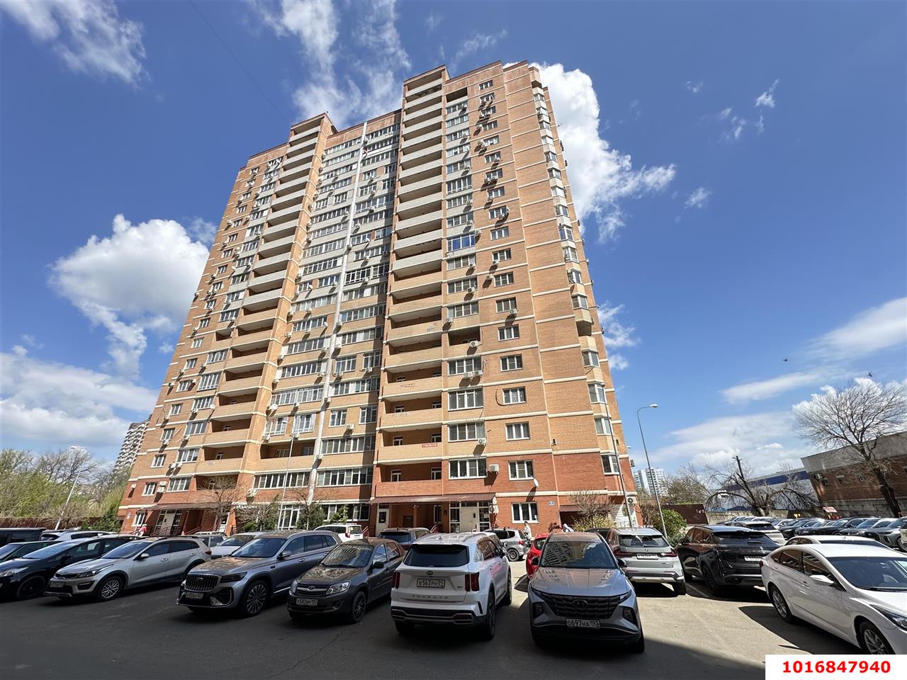 Фото №1: 1-комнатная квартира 52&nbsp;м², 1/19&nbsp;эт. - Краснодар, Западный внутригородской округ, мкр. Фестивальный, ул. Дальняя, 4/2к2