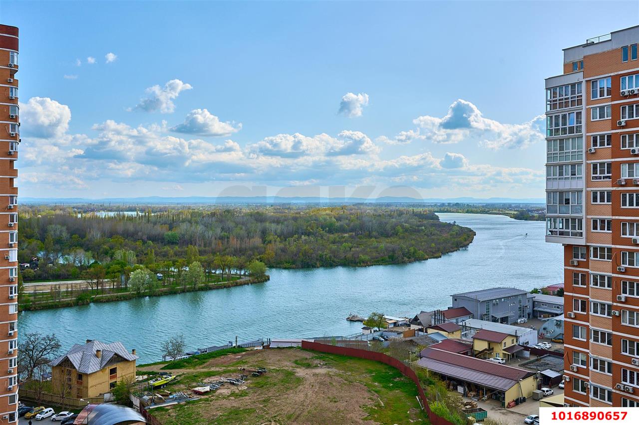 Фото №10: 1-комнатная квартира 47&nbsp;м², 15/20&nbsp;эт. - Краснодар, Центральный внутригородской округ, мкр. Черёмушки, ул. Кубанская, 52
