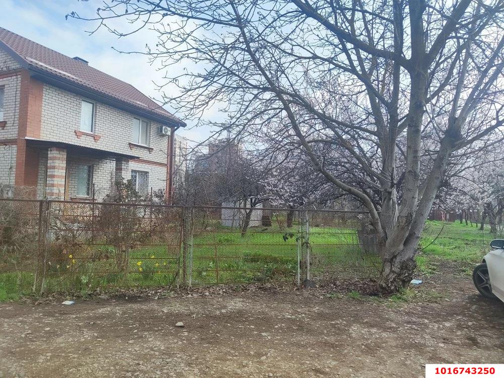 Фото №3: Дом 148&nbsp;м² + 10&nbsp;сот., 2&nbsp;эт. - Краснодар, Прикубанский внутригородской округ, Сады Калинина, ст Животновод, ул. Грушевая, 292