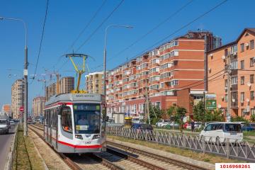 Фото №1: 2-комнатная квартира 60&nbsp;м², 3/9&nbsp;эт. - Краснодар, мкр. Музыкальный, ул. имени Мусоргского М.П., 26к2