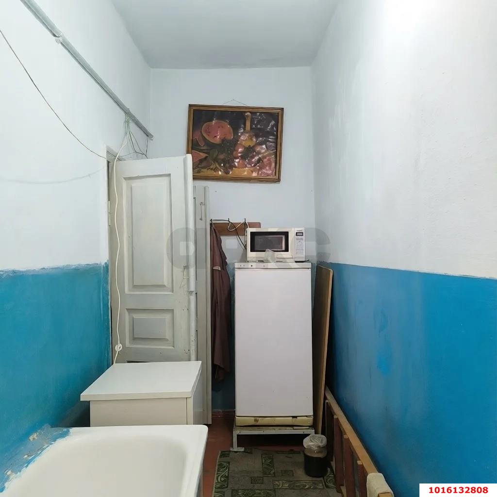 Фото №8: 2-комнатная квартира 45&nbsp;м², 1/1&nbsp;эт. - Краснодар, Западный внутригородской округ, мкр. Центральный, ул. Фрунзе, 110