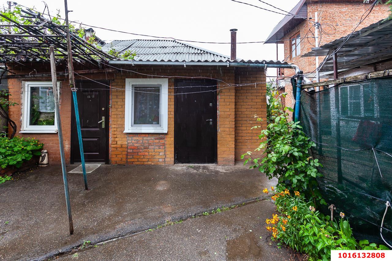Фото №2: 2-комнатная квартира 45&nbsp;м², 1/1&nbsp;эт. - Краснодар, Западный внутригородской округ, мкр. Центральный, ул. Фрунзе, 110