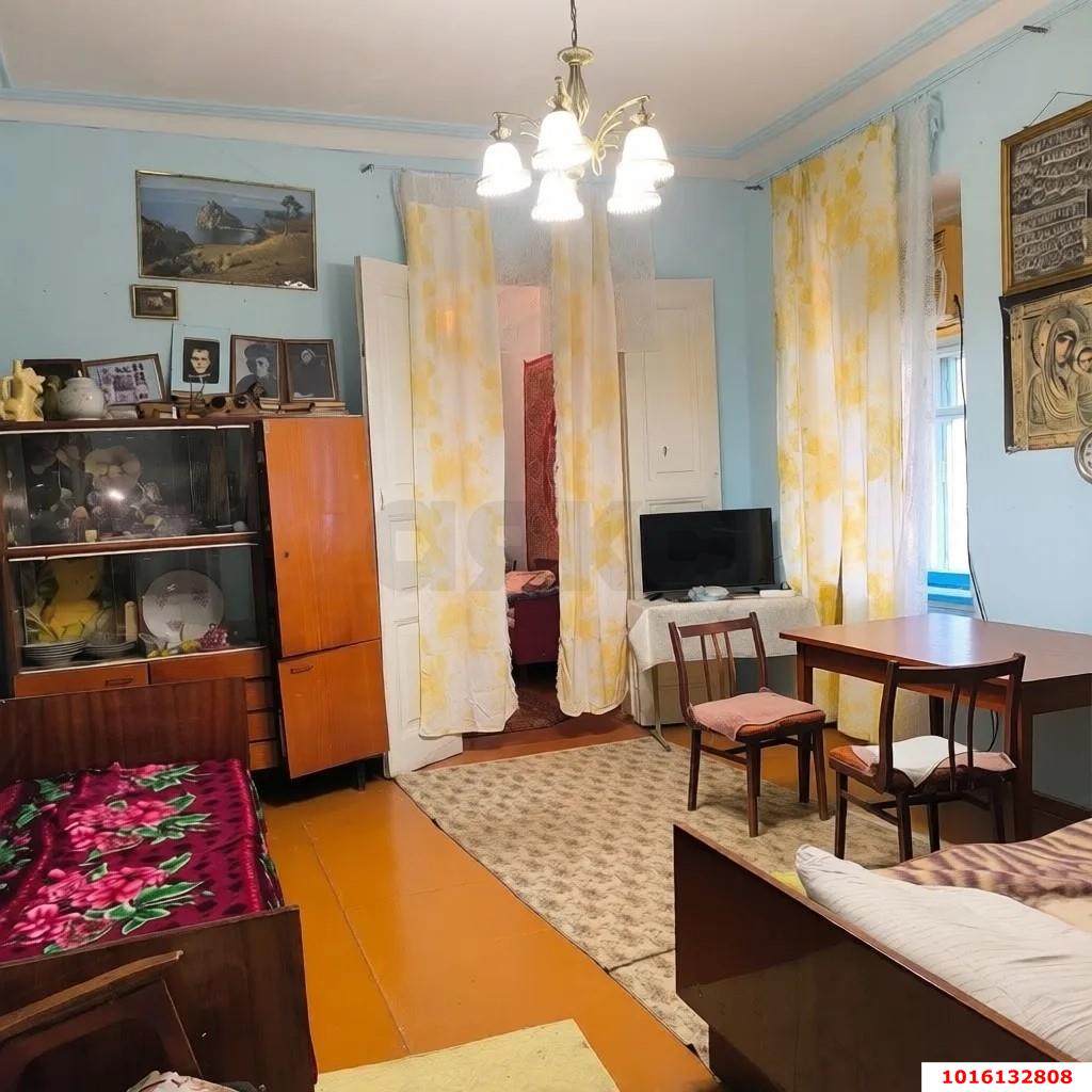 Фото №6: 2-комнатная квартира 45&nbsp;м², 1/1&nbsp;эт. - Краснодар, Западный внутригородской округ, мкр. Центральный, ул. Фрунзе, 110