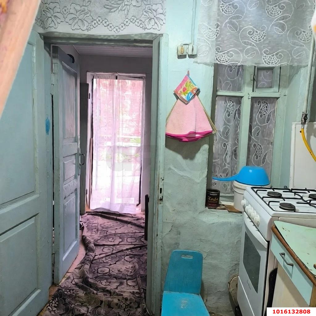 Фото №10: 2-комнатная квартира 45&nbsp;м², 1/1&nbsp;эт. - Краснодар, Западный внутригородской округ, мкр. Центральный, ул. Фрунзе, 110