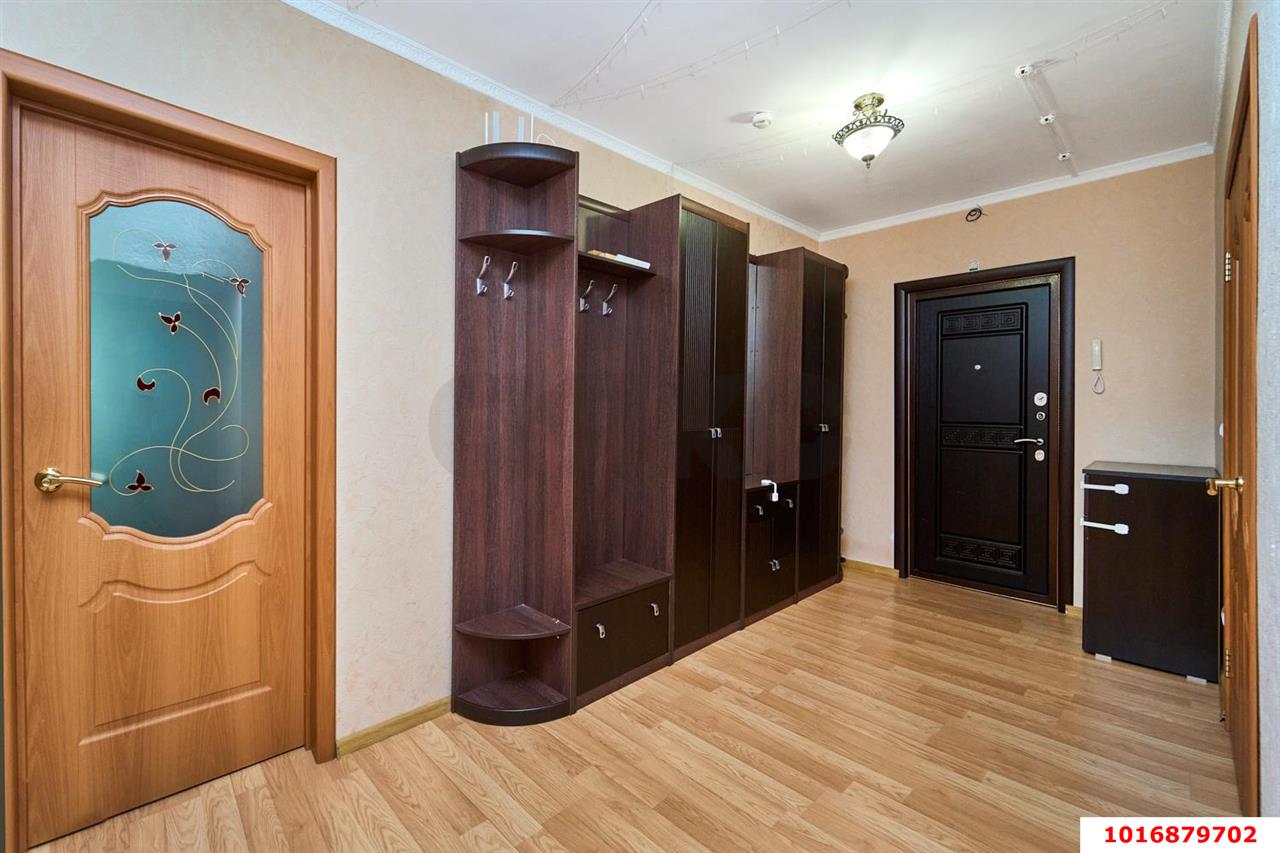 Фото №8: 2-комнатная квартира 72&nbsp;м², 14/16&nbsp;эт. - Краснодар, Западный внутригородской округ, мкр. Центральный, ул. Севастопольская, 6/1