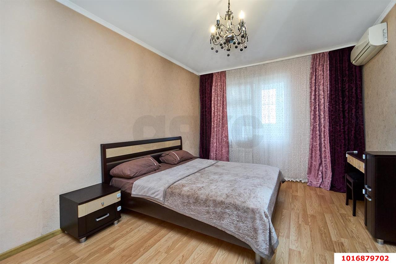Фото №5: 2-комнатная квартира 72&nbsp;м², 14/16&nbsp;эт. - Краснодар, Западный внутригородской округ, мкр. Центральный, ул. Севастопольская, 6/1