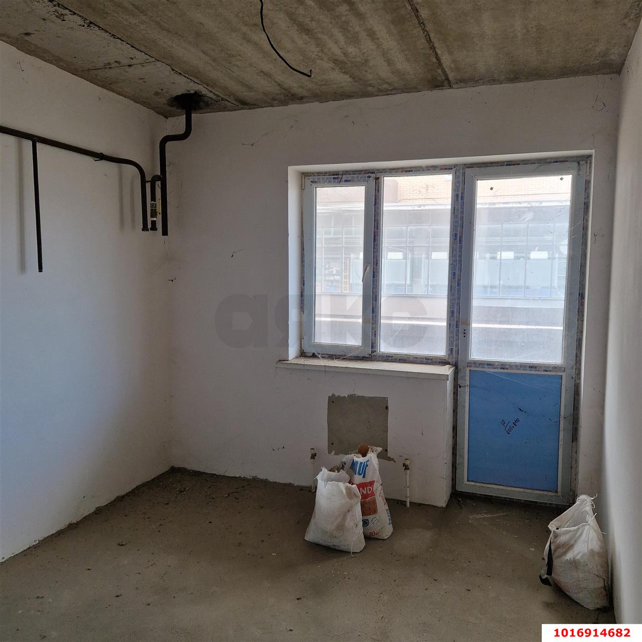 Фото №2: 1-комнатная квартира 39&nbsp;м², 1/5&nbsp;эт. - Южный, ул. Мира, 36