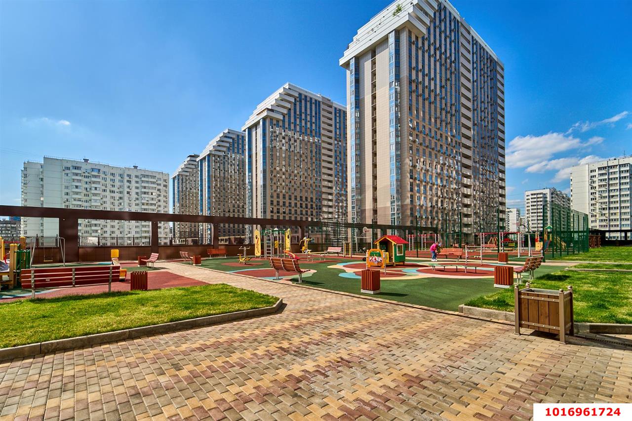 Фото №17: 2-комнатная квартира 65&nbsp;м², 14/25&nbsp;эт. - Краснодар, Прикубанский внутригородской округ, ЖК Кубанский, мкр. Завод Измерительных Приборов, ул. Зиповская, 40