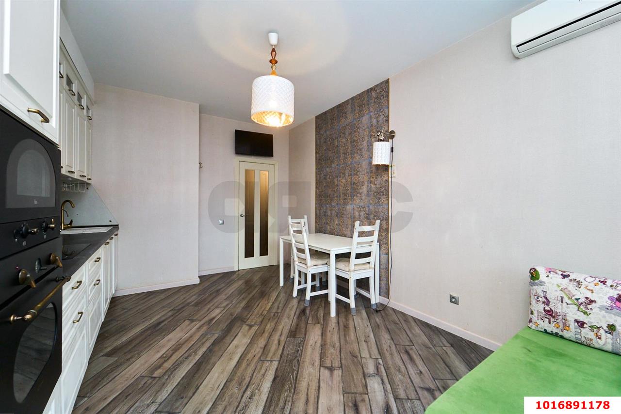 Фото №3: 2-комнатная квартира 85&nbsp;м², 19/20&nbsp;эт. - Краснодар, Западный внутригородской округ, мкр. Фестивальный, ул. Гаражная, 71/1