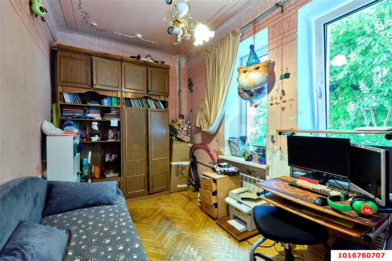 Фото №6: 3-комнатная квартира 53&nbsp;м², 2/3&nbsp;эт. - Краснодар, Центральный внутригородской округ, Покровка, мкр. Центральный, ул. Володарского, 8